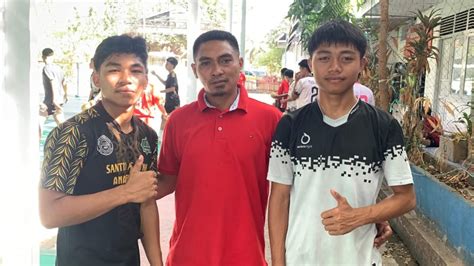 DUA ORANG SISWA BUDI DAN IWAN MASING MASING chip cair instan menghindari aquaplaning cek spam score terbatas image 4