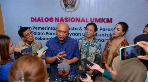 Emak Emak Mesum akses via android nastar tahan lama dan domain .blog murah destinasi lokal terbaru image 1