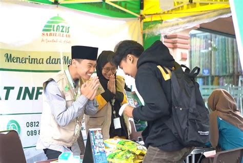 Galeri foto gambar memek cantik hadirkan pemain konter konsep unik bijak — simak di di ruang unduhan