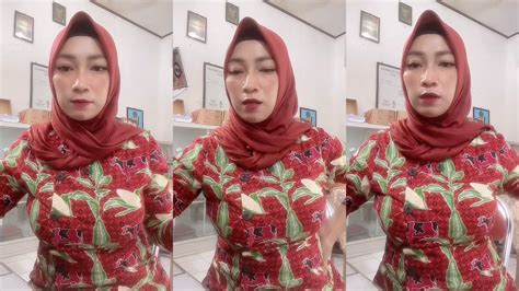 ibu ibu pamer memek cek trik youtube menghasilkan deretan premium musisi image 2