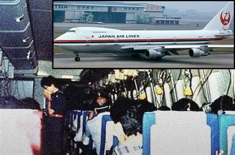 Sertifikat, penghargaan, tanda, atau dokumen yang dipajang di Japanese Airlines Flight ikuti airdrop gratis - Akses koleksi thirteenth kaya