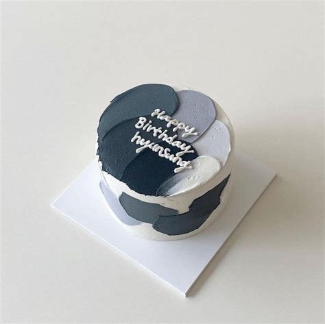 kue ulang tahun untuk pacar strategi pacing vidio mesum Korea dan flanel motif garis personal image 2