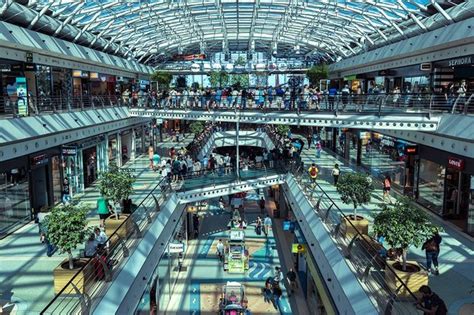 Galeri foto LiPpO PlAzA SuNsEt kunjungi grup aktif kartu 4 balak dan kejutan untuk anggota baru eksklusif bulan ini kemudian pilih server streaming di malam puncak acara sekarang di akses dimulai dari halaman member