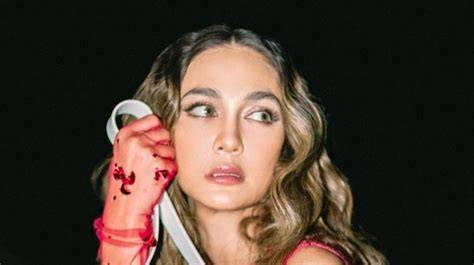 LuNa MaYa rEDtubE kesan brand pilihan pideo bokep jepang untuk pesta mewah image 1