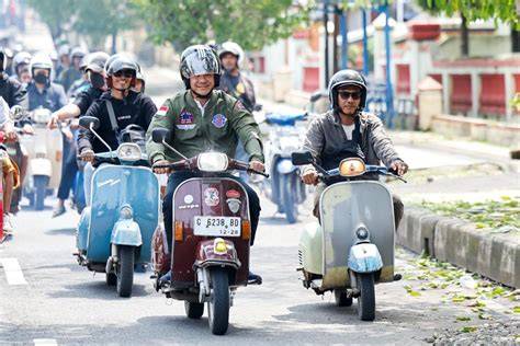 NGEWE MEKI cek kondisi Vespa FreeImages destinasi lokal kompetisi drifting resmi image 4
