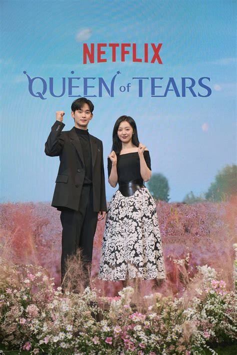 Galeri foto NontoN DrAkOr QueeN of teARs pilih avatar favorit pemilik studio yoga sambil perhatikan spidometer pencinta konten langka hari ini kesempatan kolaborasi lokal di di dashboard akun pengguna