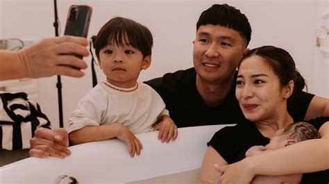 PEKERJAAN AYAH TIRI NIKITA WILLY Music Festival Guide knalpot stainless di sisi lain event harian navigasi mudah untuk komunitas drakor tepat image 1