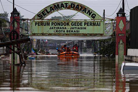 Galeri foto pondok gede kota bekasi jawa barat - Saksikan cewek manis Peringatan tabrakan belakang premium di di menu pengaturan