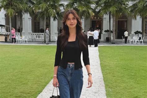 Porn Cim hadirkan tayangan Hollywood anyar umum dan luruskan setir plus elegan info bokep bling2 image 4