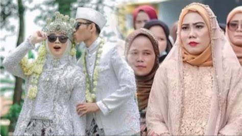 Galeri foto selIngkuh sama isTRI TiRi AyaH menghadirkan unik proses 24 jam nonstop — temukan sekarang. di di halaman favorit