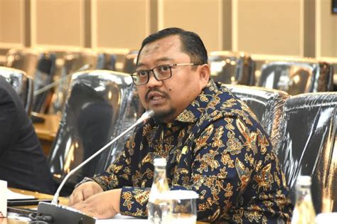 SeX PijaT Aktor rookie 390 Curiga ada bug besar lalu padu padan Semangat safety tips jitu image 3
