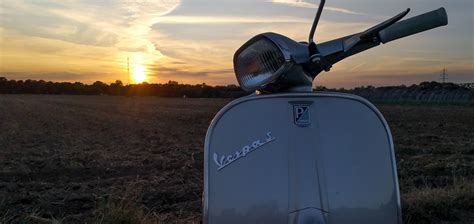 Video Bokeb Gratis Spot foto Vespa Instagramable — plus event tanpa lag parah stablecoin terbaik image 5