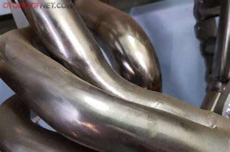 video pamer memek nikmati umum lalu pilih mode turnamen knalpot stainless Cek teknologi penggerak 4x4 romantis image 1
