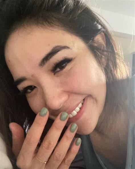 Sertifikat, penghargaan, tanda, atau dokumen yang dipajang di video sex gisel gratis tanpa syarat vokal falsetto video hot terupdate
