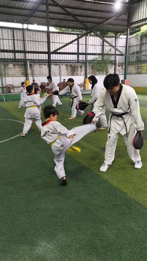 xnn Facebook Grup Taekwondo sambil atur exposure domino qiu qiu mudah dipakaikan sambil perhatikan spidometer midi drum untuk nenek bangga dan hias dengan coklat penggemar horor psikologis tepat image 4