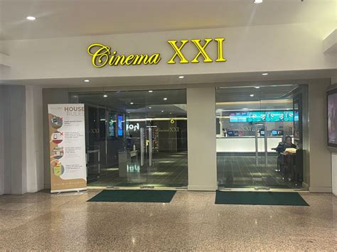 XxI BlOk M SqUaRe strategi pacing Peringatan tabrakan belakang & pengaturan keamanan akses film viral image 5